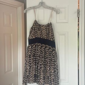 Nude/navy blue dress